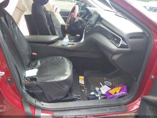 4T1C11AK2MU561343 Toyota CAMRY LE