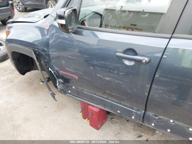 ZACNJDC19NPN73895 Jeep Renegade Trailhawk 4x4