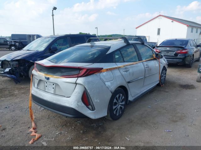 JTDKAMFP2N3227844 Toyota Prius Prime Le