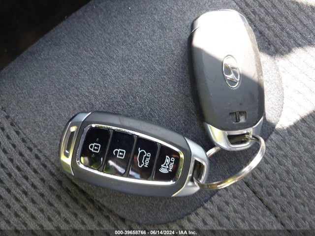 5NMS33AD6KH047796 Hyundai Santa Fe Sel Plus