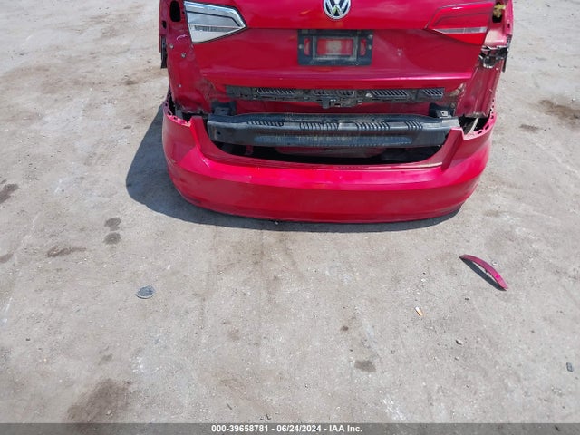 3VWD17AJ2FM317697 Volkswagen Jetta 1.8t Se