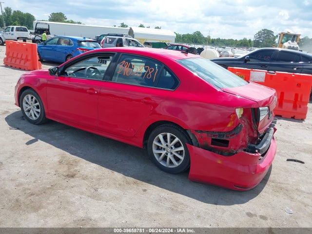 3VWD17AJ2FM317697 Volkswagen Jetta 1.8t Se