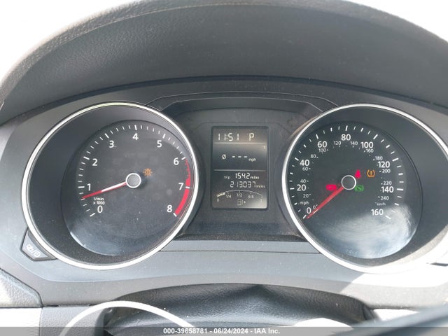 3VWD17AJ2FM317697 Volkswagen Jetta 1.8t Se