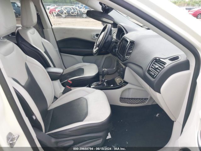 3C4NJCCB5LT122524 Jeep Compass Limited Fwd