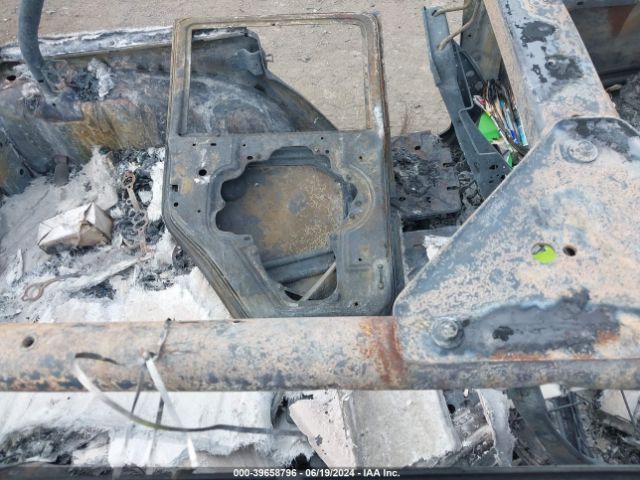 1C4BJWKG3HL667738 Jeep Wrangler Unlimited Sport Rhd 4x4