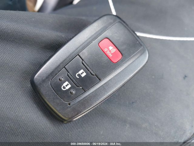 JTDKARFU1G3500293 Toyota Prius Four Touring