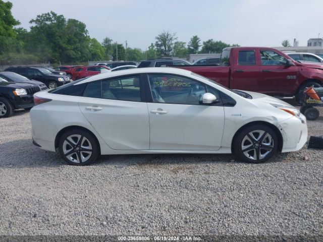 JTDKARFU1G3500293 Toyota Prius Four Touring