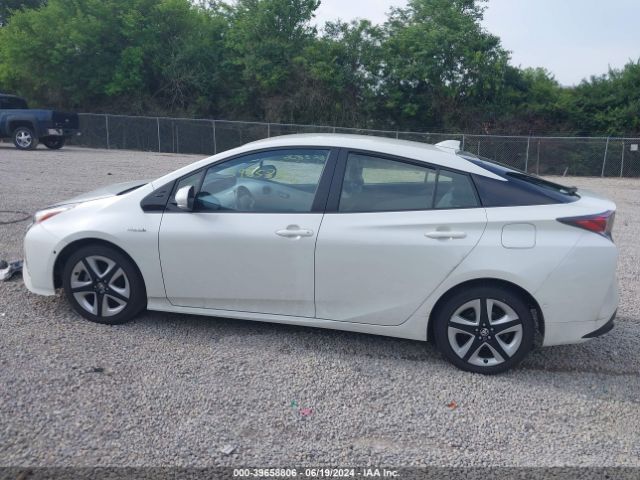 JTDKARFU1G3500293 Toyota Prius Four Touring