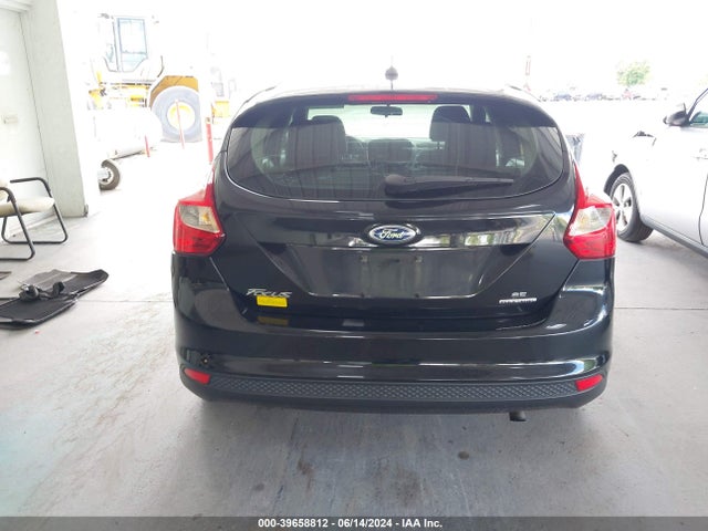 Ford FOCUS SE 2014 1FADP3K28EL121660 Image 16