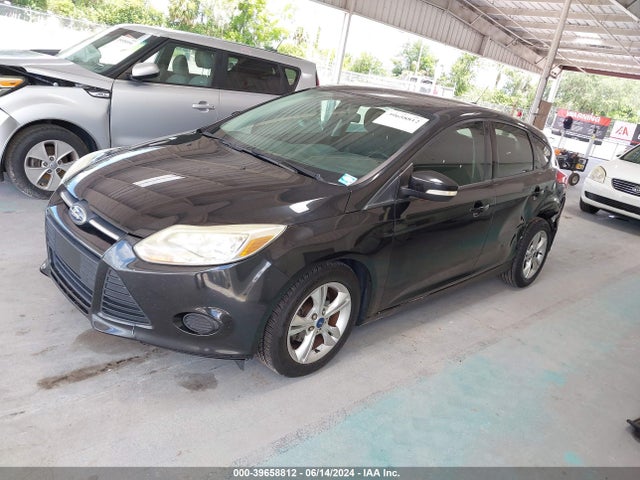 Ford FOCUS SE 2014 1FADP3K28EL121660 Image 2