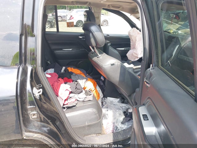 1C4NJDEB8ED784688 Jeep Compass Latitude