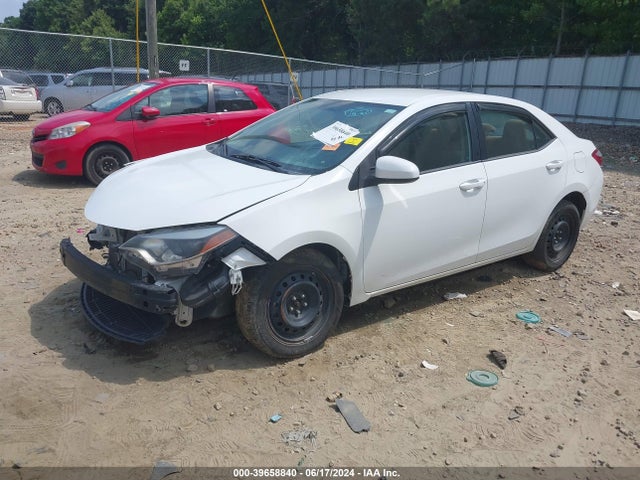 Toyota COROLLA LE 2015 2T1BURHE2FC356319 Image 2
