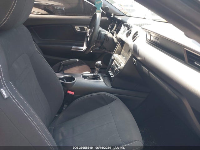 Ford Mustang Ecoboost Fastback 2020 1FA6P8TH2L5174347 Image 5