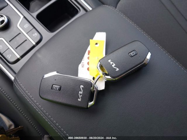 5XYRL4LC0NG137338 KIA SORENTO S