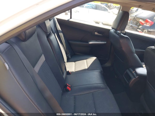 4T1BF1FK2EU371629 Toyota CAMRY SE