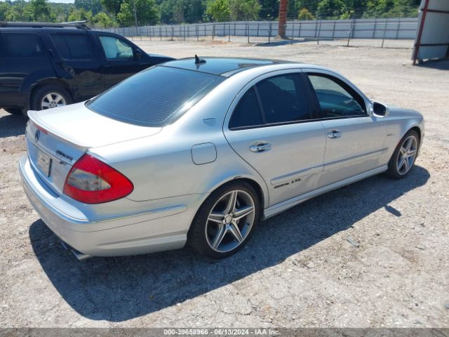 2008 MERCEDES-BENZ E 63 AMG WDBUF77X88B226829 Photo 3