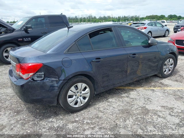 Chevrolet Cruze Ls Auto 2014 1G1PA5SH7E7441286 Image 4