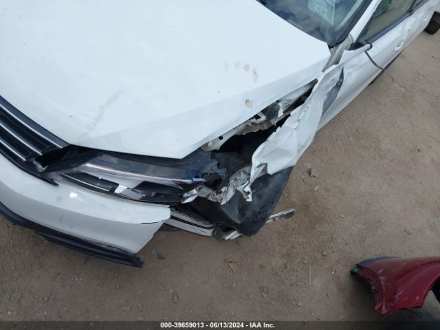 3VW2K7AJ8FM327526 Volkswagen Jetta 2.0l S