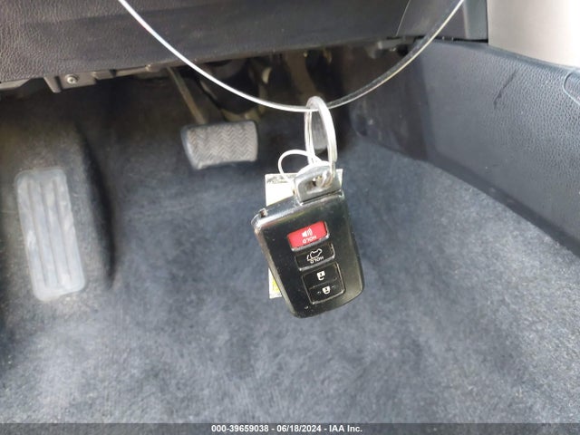 Toyota Rav4 Limited 2015 2T3DFREV2FW364806 Image 11