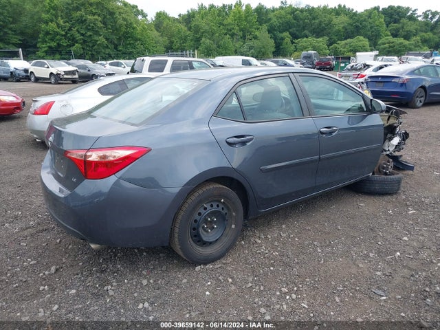Toyota COROLLA LE 2018 2T1BURHEXJC029594 Image 4