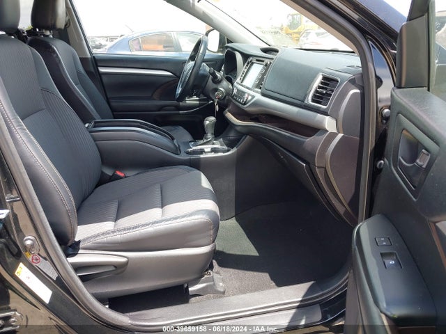 Toyota Highlander Le Plus 2017 5TDZZRFH9HS234791 Image 5