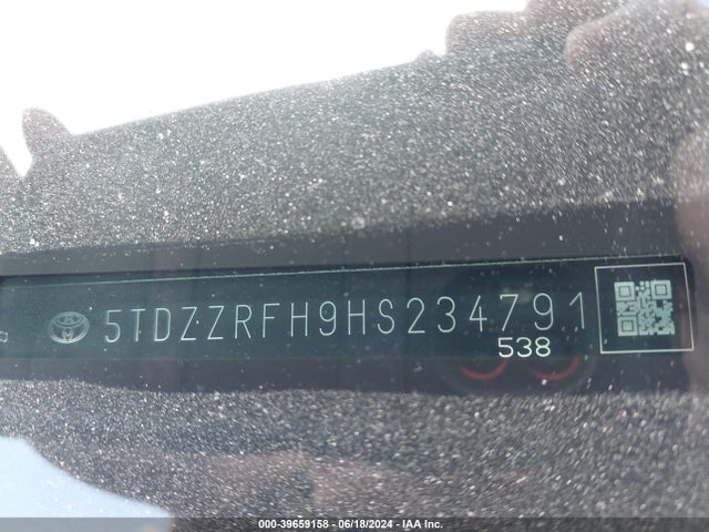 Toyota Highlander Le Plus 2017 5TDZZRFH9HS234791 Image 9