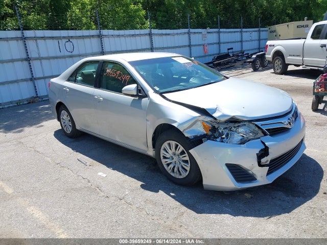Toyota CAMRY LE 2014 4T4BF1FK7ER384544 main image