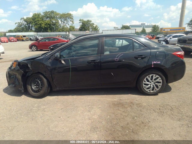 Toyota COROLLA LE 2018 2T1BURHE7JC059832 Image 14