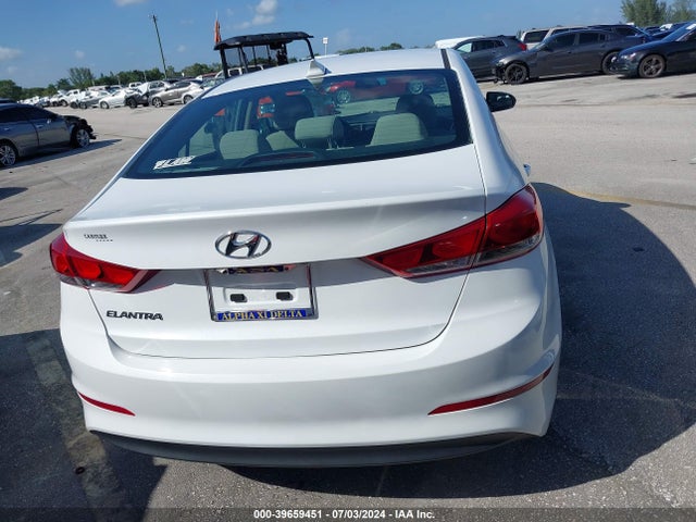 Hyundai ELANTRA SE 2017 5NPD84LF8HH018763 Image 16