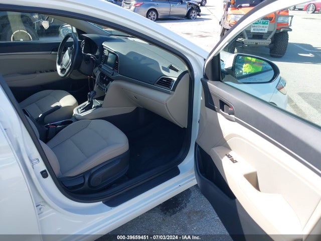 Hyundai ELANTRA SE 2017 5NPD84LF8HH018763 Image 5