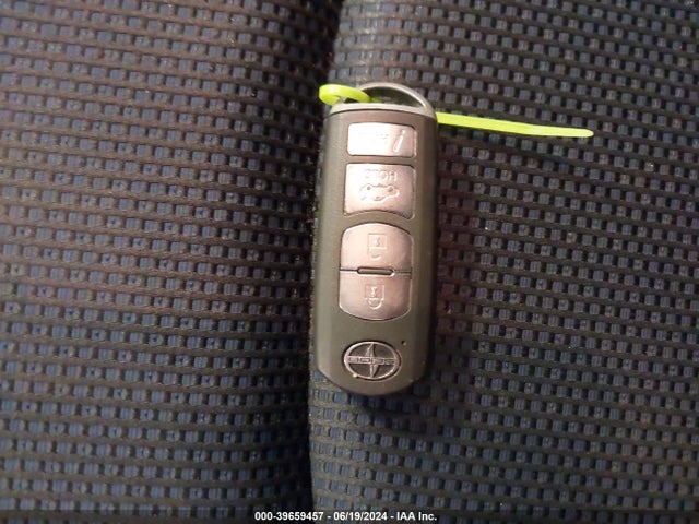 3MYDLBZV3GY133890 Scion IA