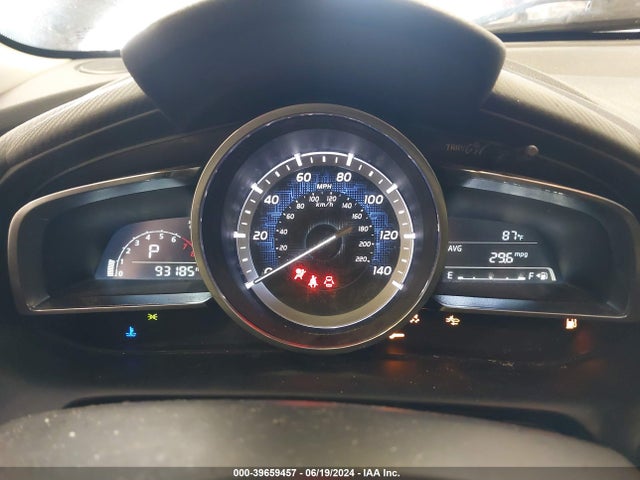 3MYDLBZV3GY133890 Scion IA