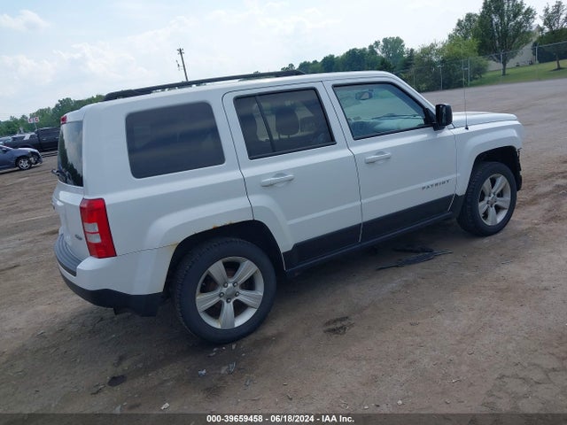 1C4NJPFA4GD719749 Jeep Patriot Latitude