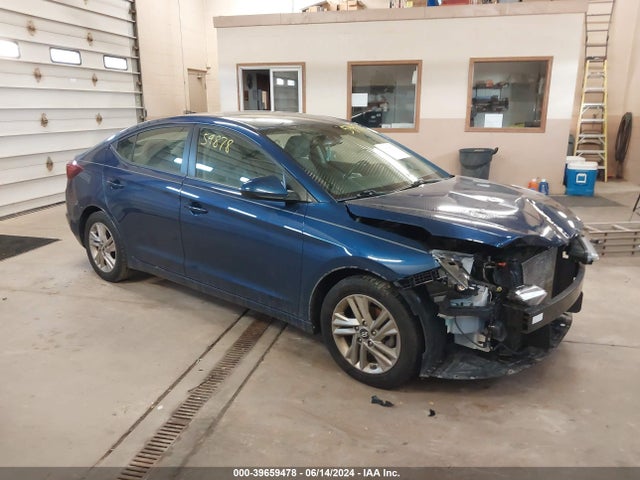 2019 5NPD84LF5KH481550 main image