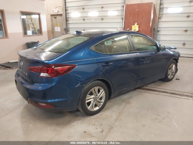 Hyundai Elantra Value Edition 2019 5NPD84LF5KH481550 Image 4