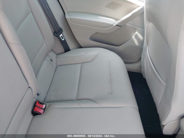 3VW217AU5FM078079 Volkswagen Golf Tsi S 4-door