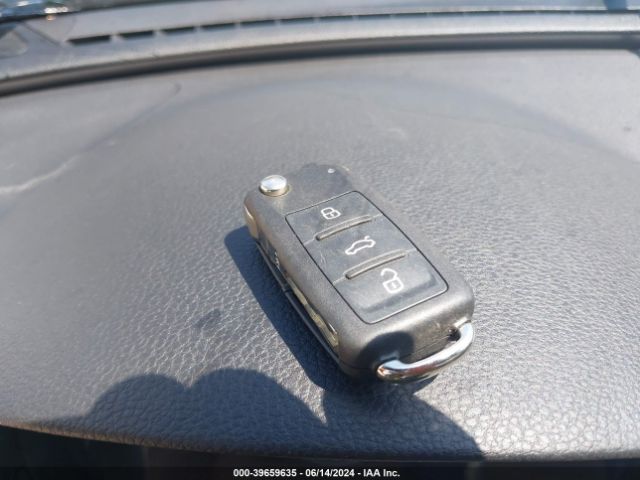 1VWAS7A37FC110726 Volkswagen Passat 1.8t Limited Edition