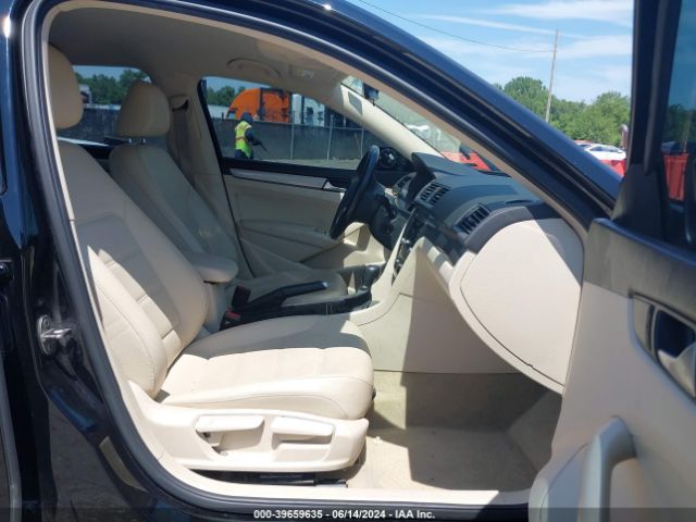 1VWAS7A37FC110726 Volkswagen Passat 1.8t Limited Edition
