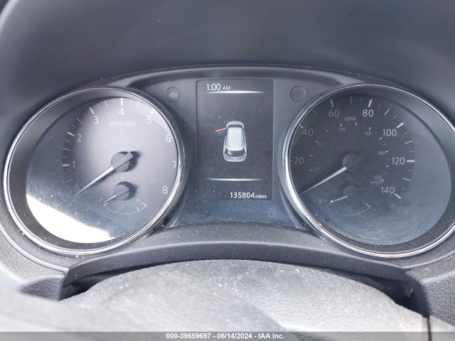 5N1AT2MV6HC785644 Nissan Rogue Sl