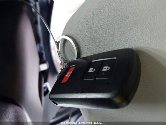 Toyota Prius C Three 2015 JTDKDTB38F1102123 Image 11