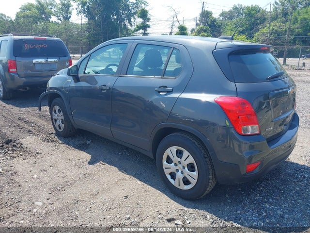 Chevrolet TRAX LS 2019 3GNCJKSB8KL124471 Image 3
