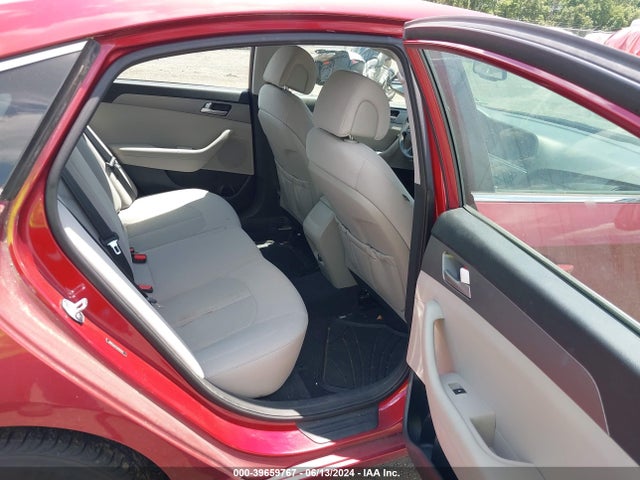 Hyundai SONATA SE 2016 5NPE24AF1GH282107 Image 8