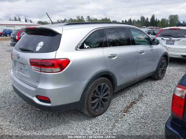 KIA Sorento 3.3l S 2019 5XYPGDA57KG584101 Image 4