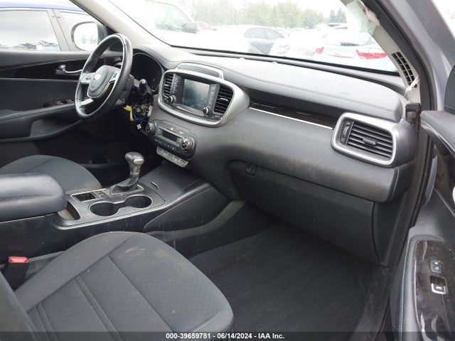 KIA Sorento 3.3l S 2019 5XYPGDA57KG584101 Image 5