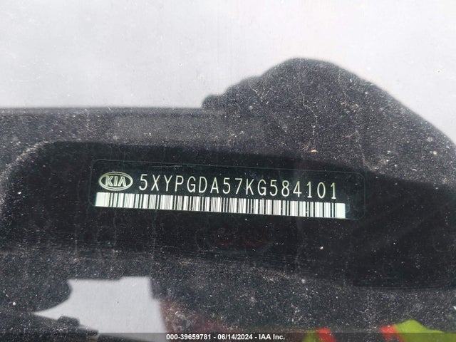 KIA Sorento 3.3l S 2019 5XYPGDA57KG584101 Image 9