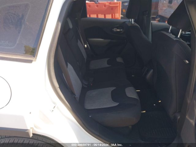 1C4PJLAB4EW104315 Jeep Cherokee Sport