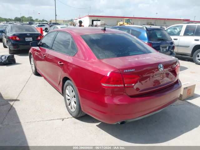 1VWAT7A31FC050522 Volkswagen Passat 1.8t Wolfsburg Edition