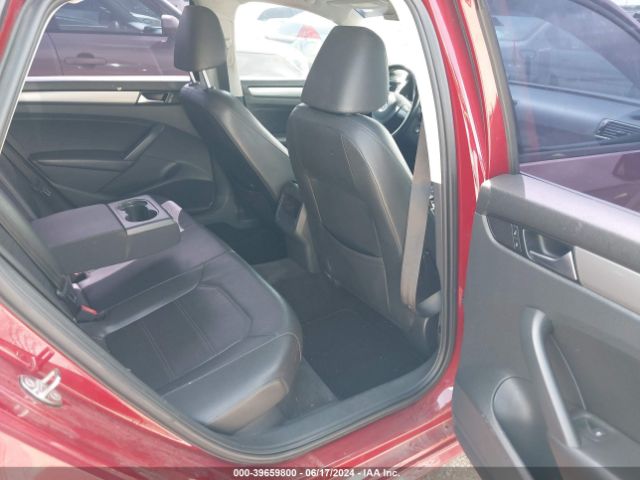 1VWAT7A31FC050522 Volkswagen Passat 1.8t Wolfsburg Edition