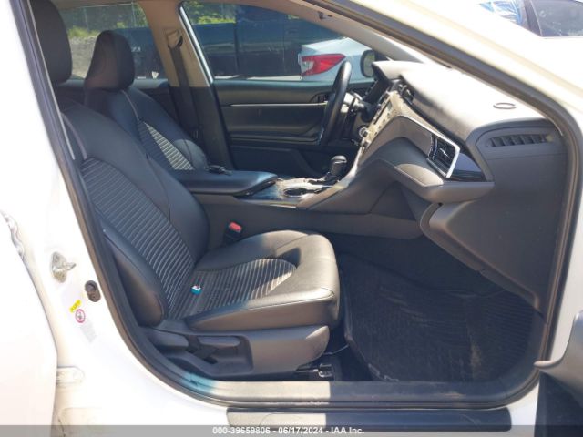 4T1B11HK2JU056576 Toyota CAMRY SE