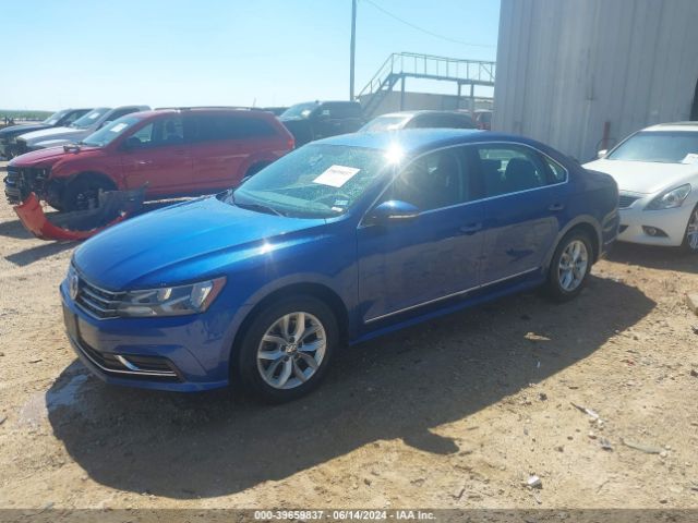 1VWAT7A34HC054499 Volkswagen Passat 1.8t S